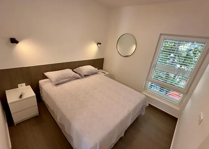 Jolanda Beachside Appartement *