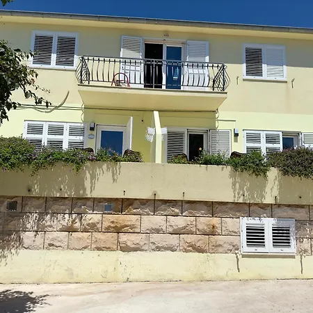 Jolanda Beachside Orebic